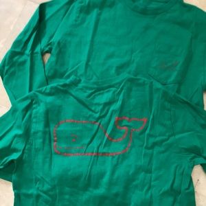 Youth vineyard vines long sleeve T-shirt’s